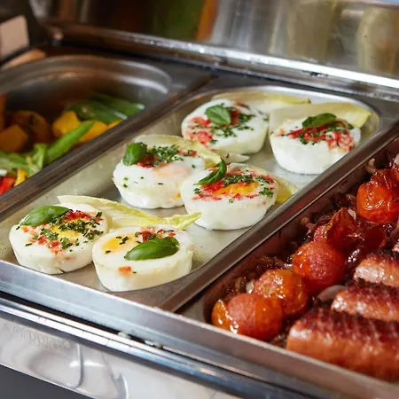 فندق Batory Annex