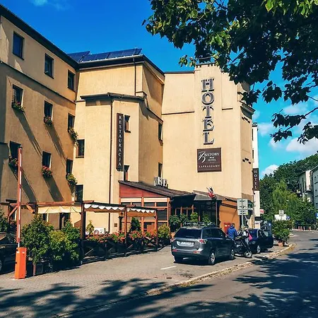 Batory Annex Hotel 2*