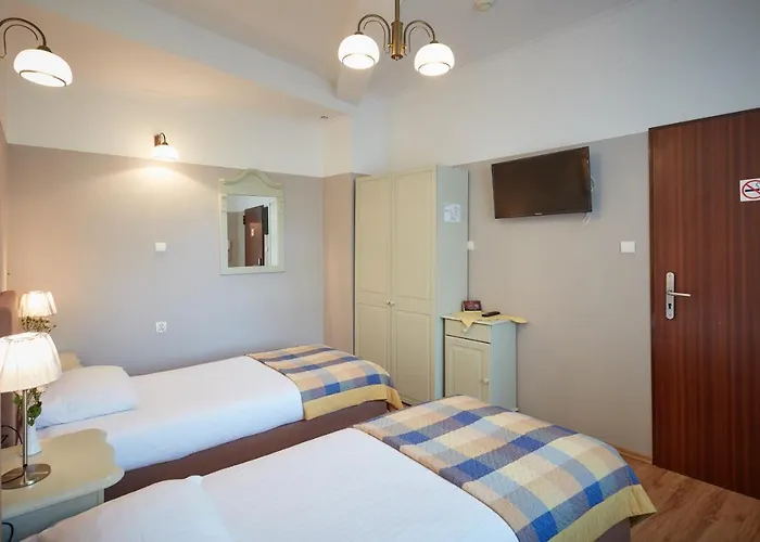 Batory Annex 2* קרקוב